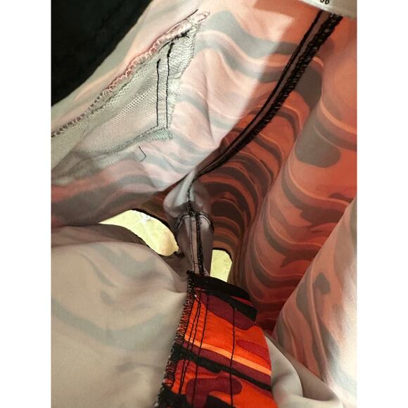 Joe Boxer Red/Orange Camo Stripes Quick Dry Board Shorts Swim Trunks 36 " EUC - Picture 7 of 10